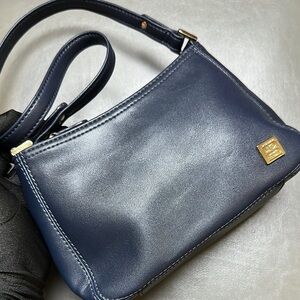 Liz Claiborne Blue and Gold Shoulder Bag with Classic Design